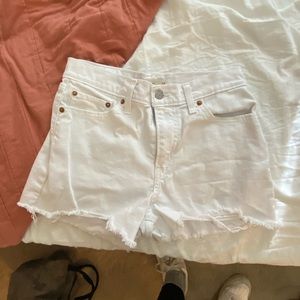 levi’s high rise short